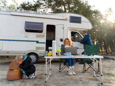 Viaja con confianza en autocaravana_ maneja, equipa y cuida fácilmente